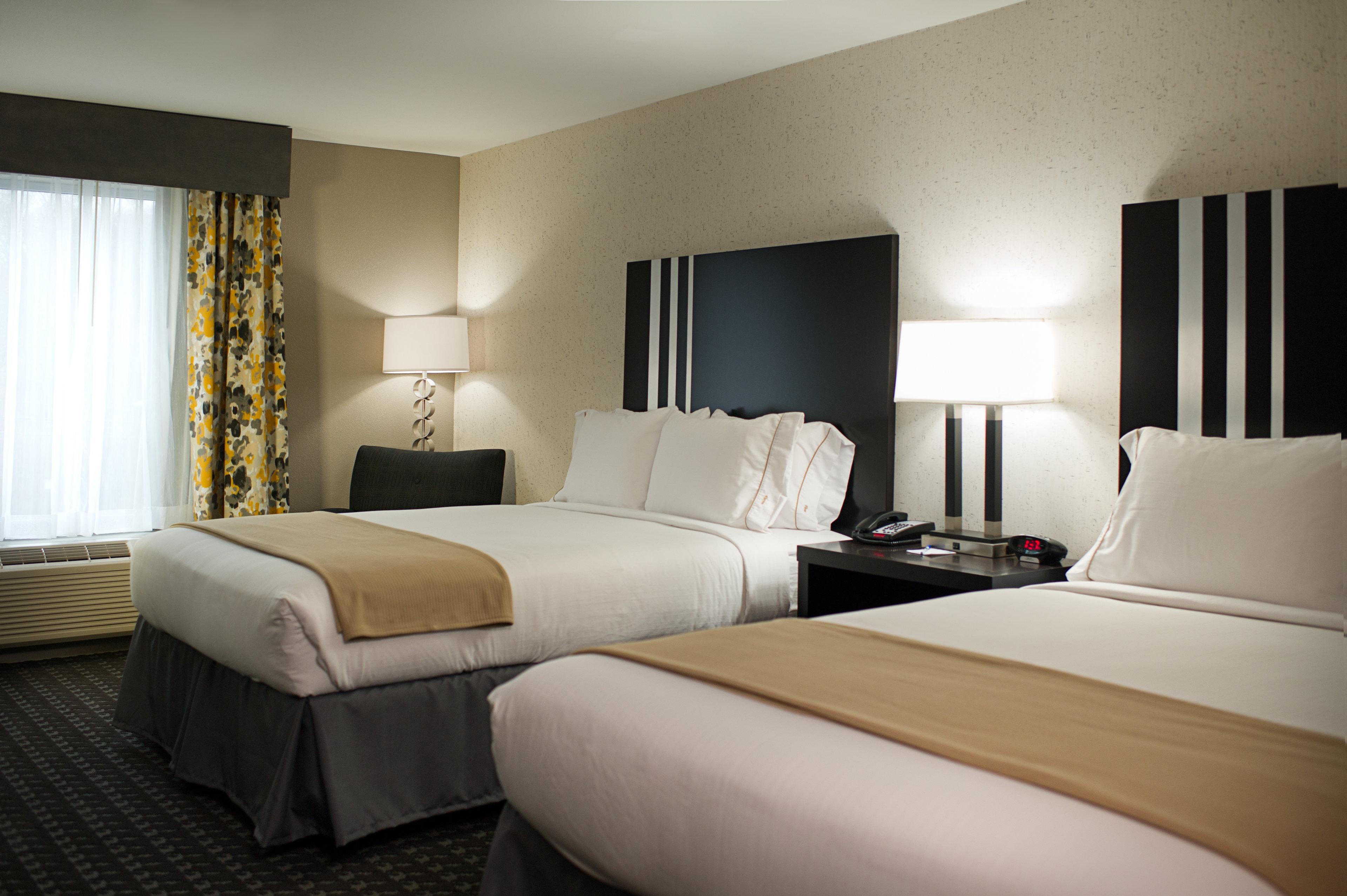 Holiday Inn Express And Suites Madison Central By Ihg Esterno foto