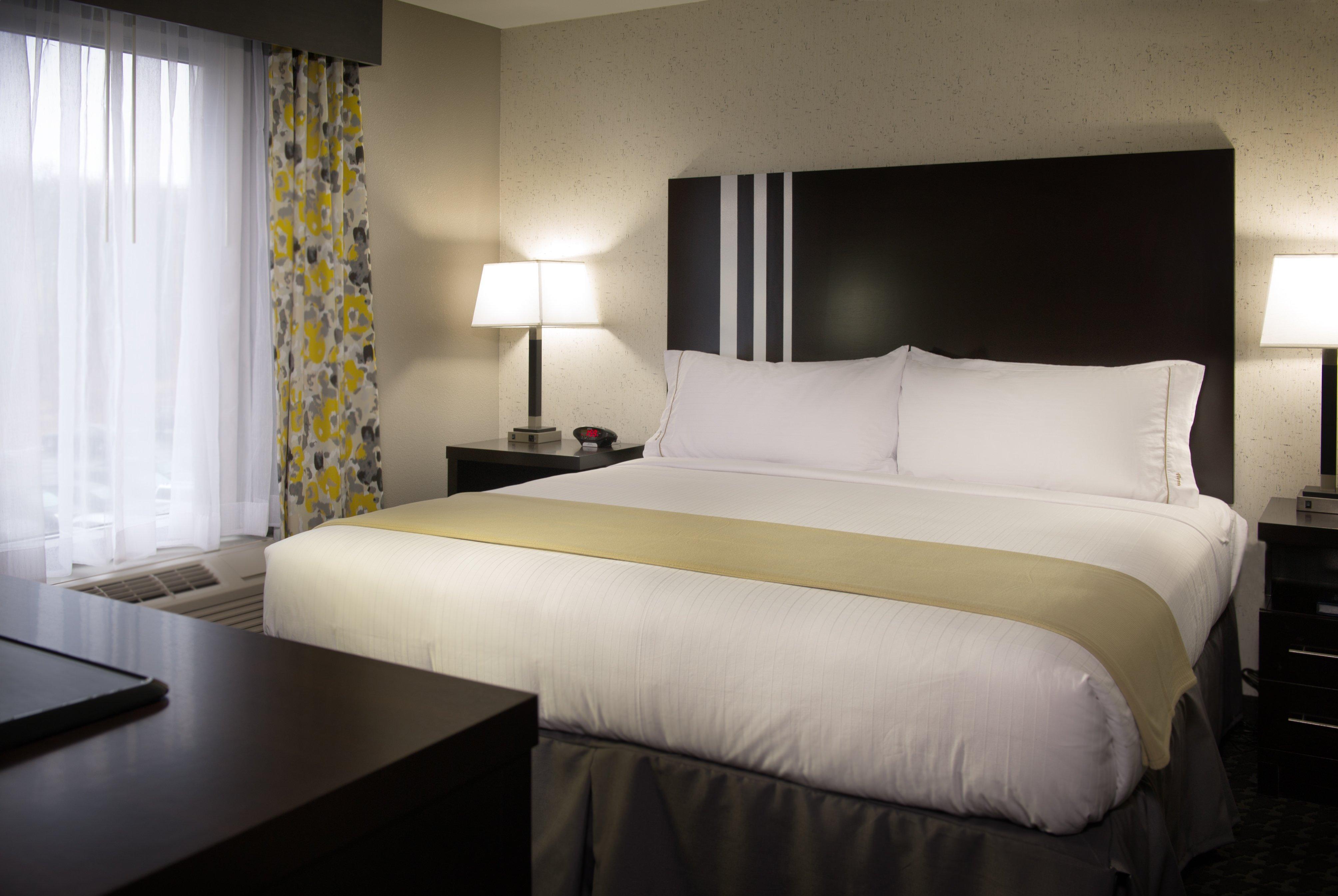 Holiday Inn Express And Suites Madison Central By Ihg Esterno foto