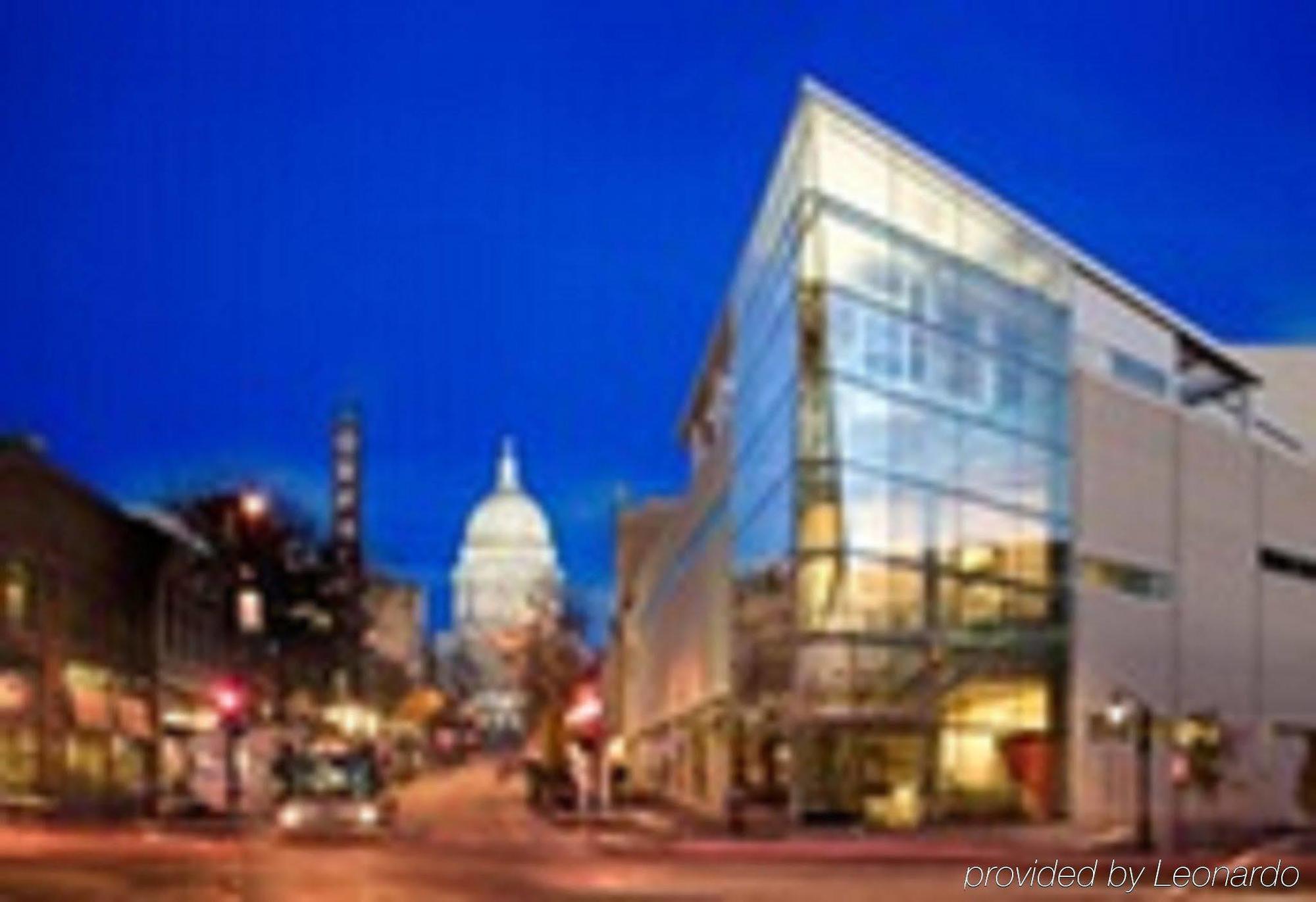 Holiday Inn Express And Suites Madison Central By Ihg Esterno foto